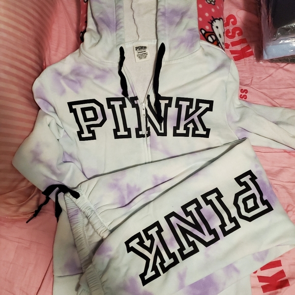 PINK Victoria's Secret Other - VS TIE DIED OUTFIT